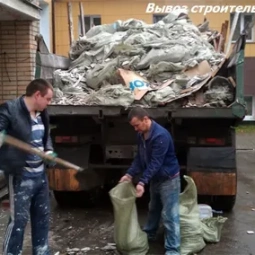 Очистили строительную площадку в Караганде.